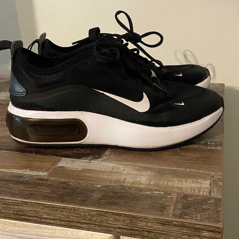 Nike Womens Air Max Bia sneakers